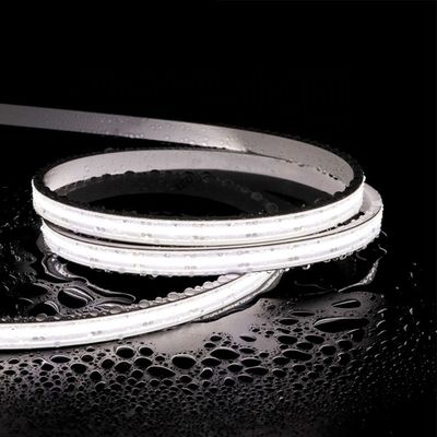 8mm 120LEDs IP67 4000K ダイカットボード SMD2835 銅材料のLED ストライプライト
