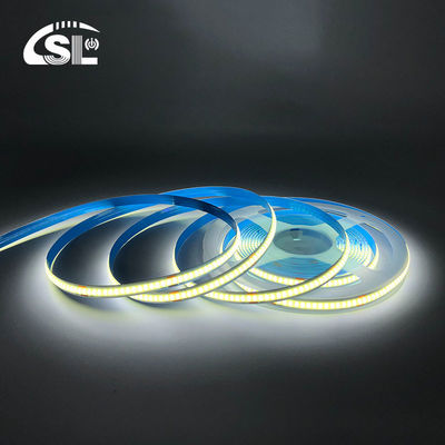 CE RoHs 3 IP20 8mm 12V 24V 320Leds 6500K ホワイトライト 柔軟なCOB LEDストライプライト